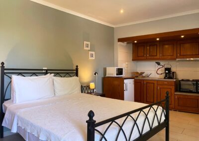 (2) Bedroom, Kitchen or kitchenette