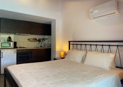 (3) Bedroom, Kitchen or kitchenette