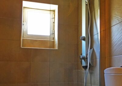 (6) Bathroom